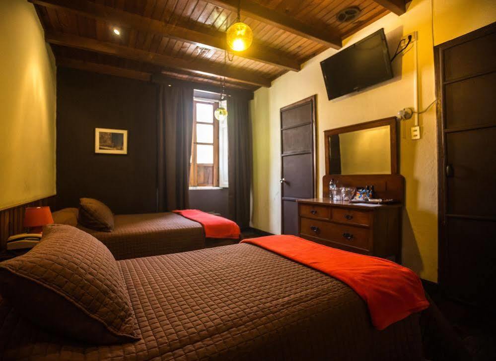 Hotel Modelo 克萨尔特南戈 外观 照片