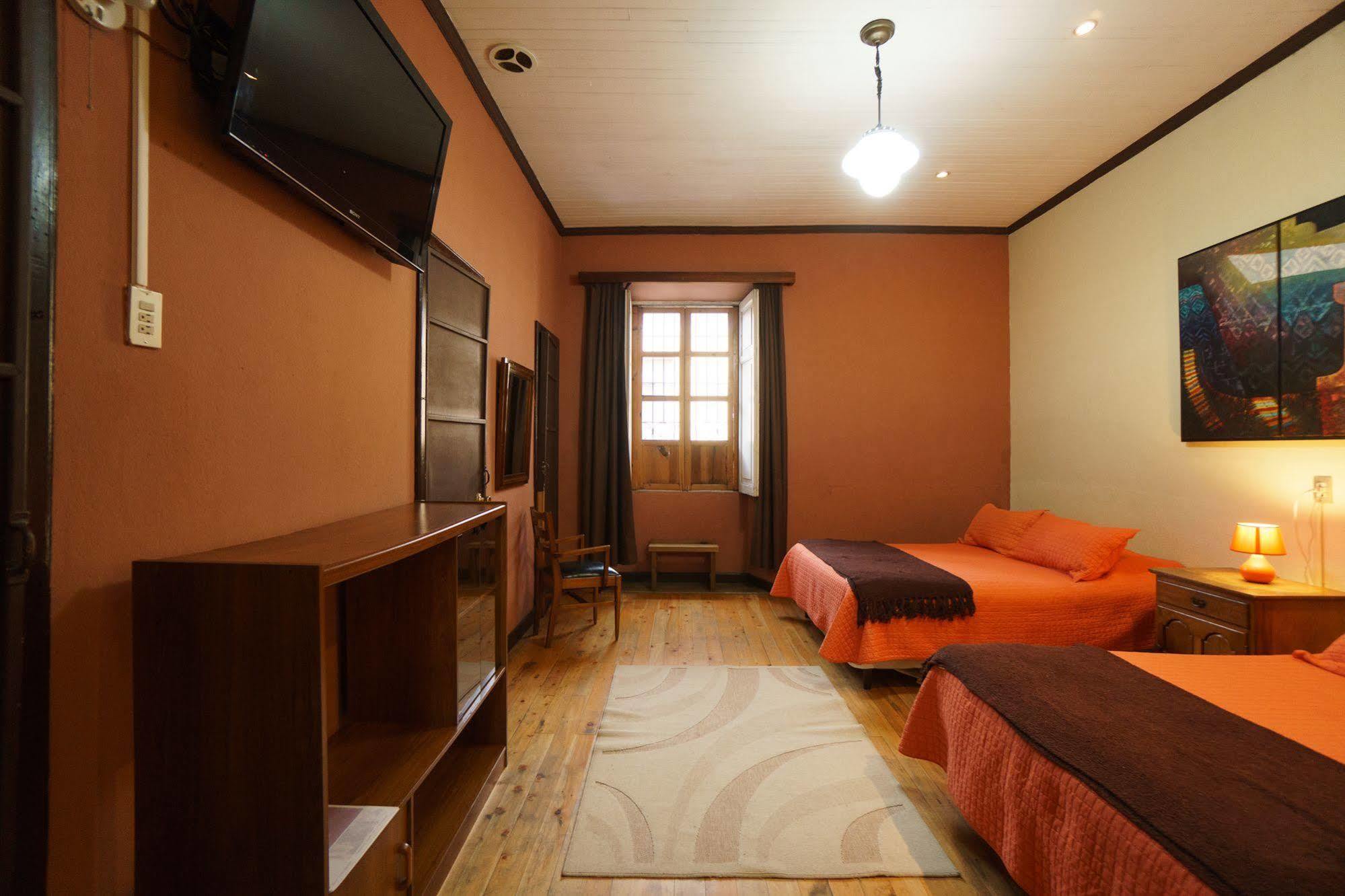 Hotel Modelo 克萨尔特南戈 外观 照片
